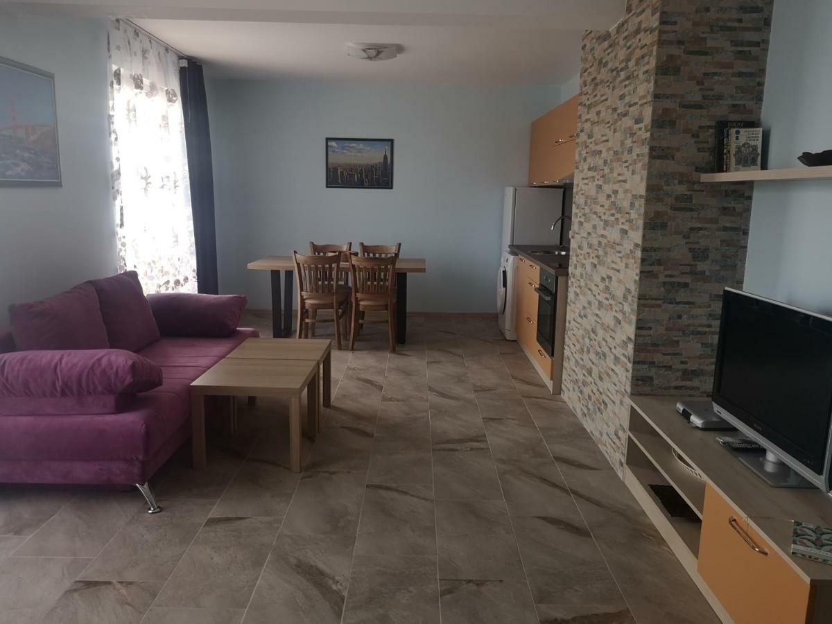 Hiora Apartments Vasiliko Tsarevo Esterno foto
