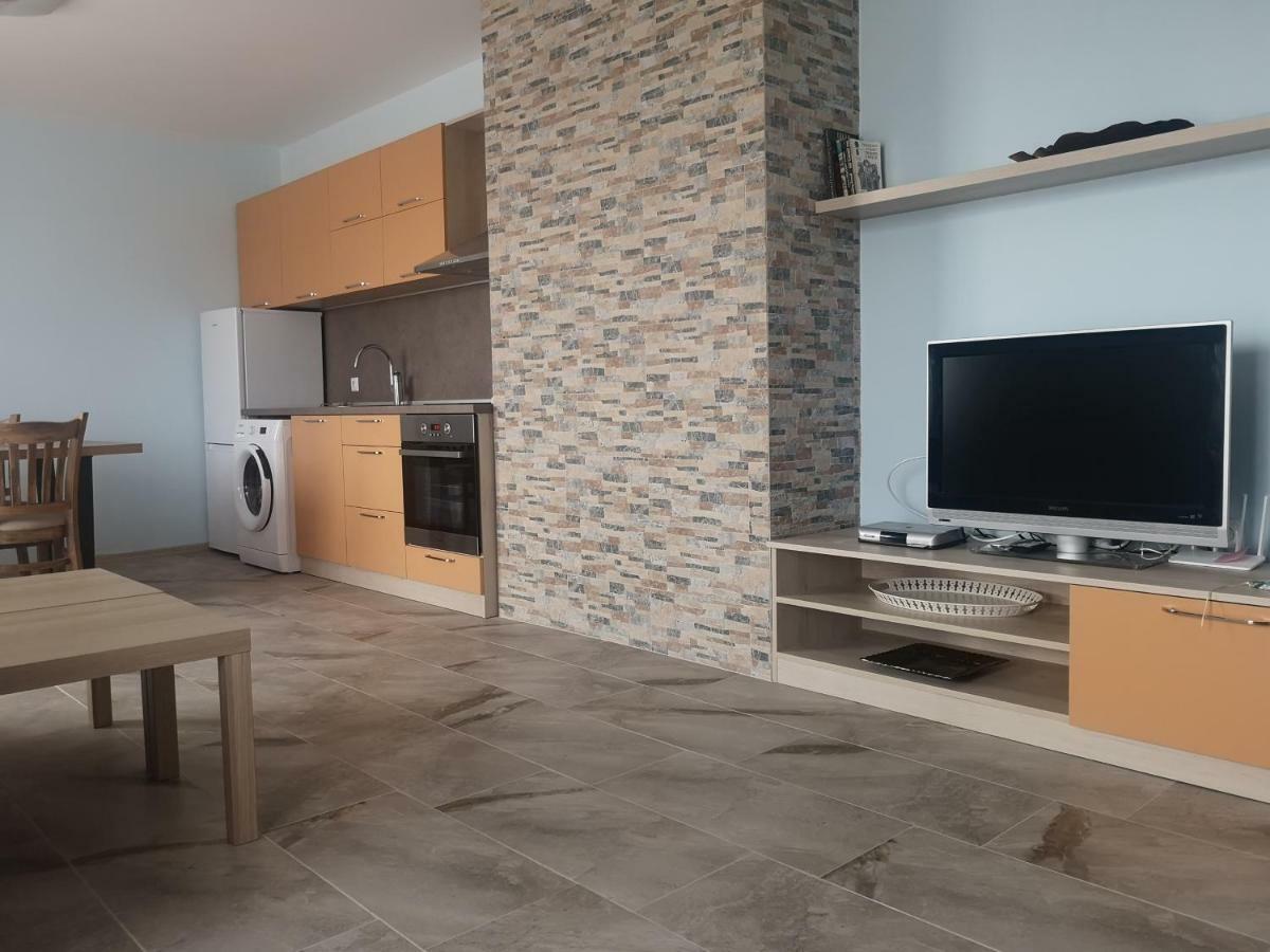 Hiora Apartments Vasiliko Tsarevo Esterno foto