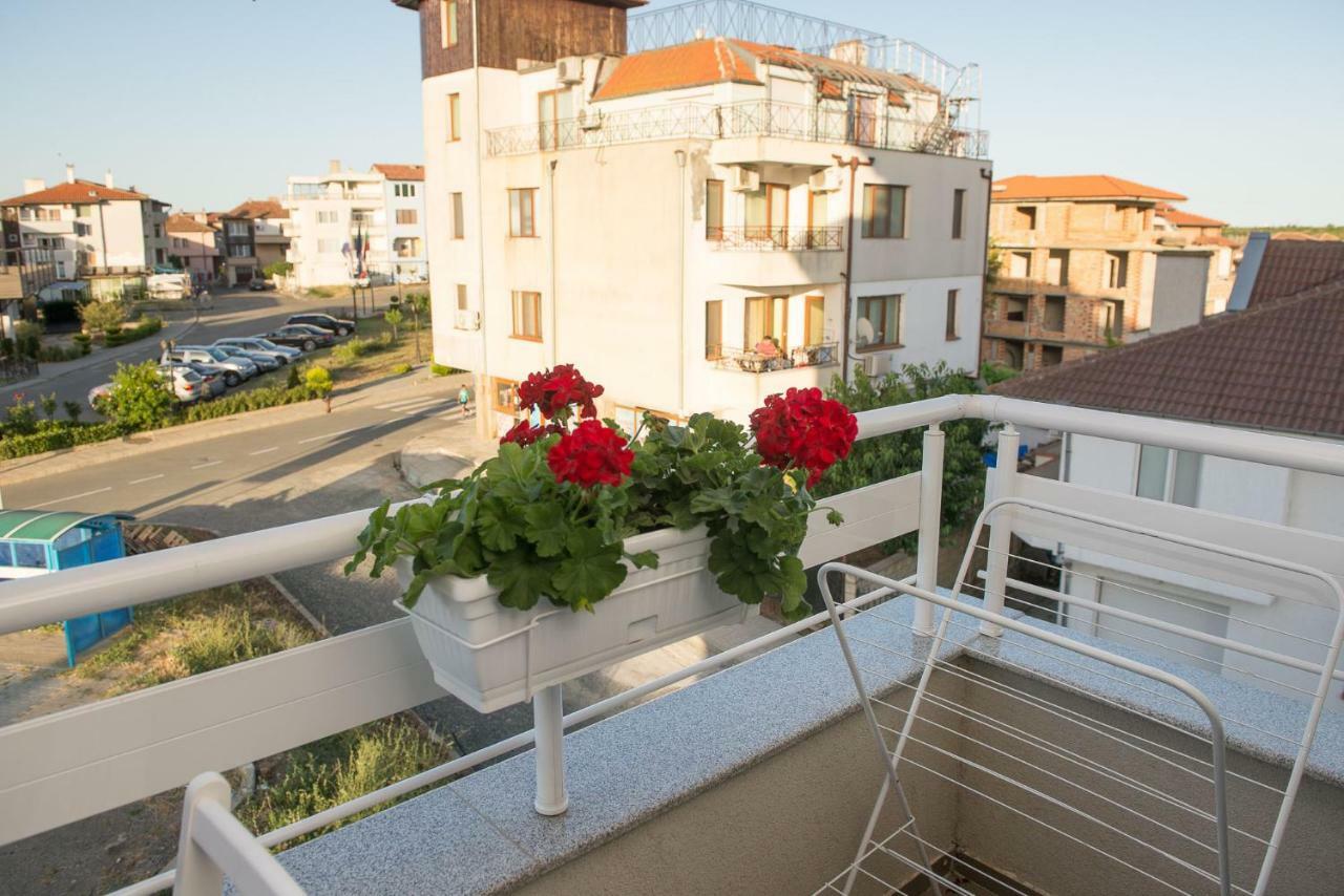 Hiora Apartments Vasiliko Tsarevo Esterno foto