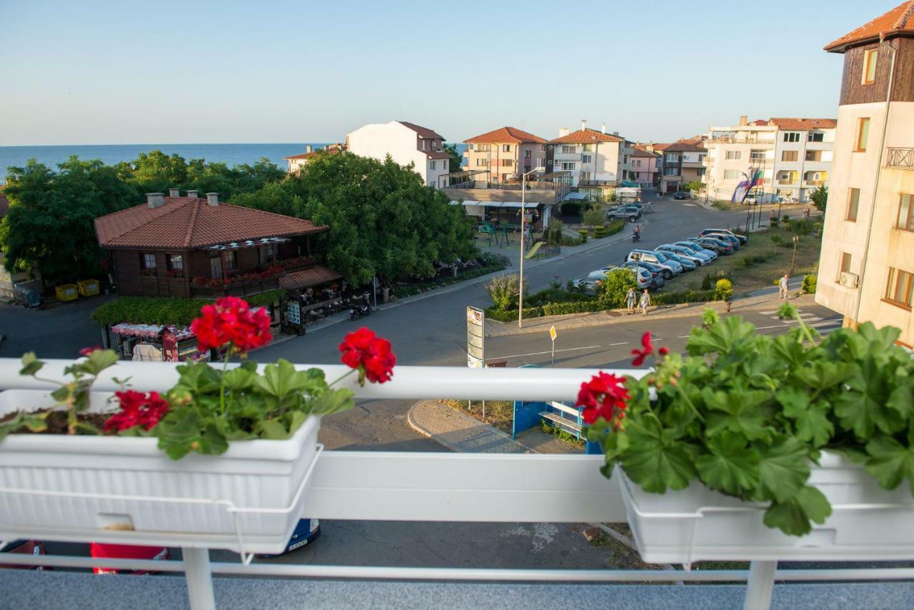 Hiora Apartments Vasiliko Tsarevo Esterno foto