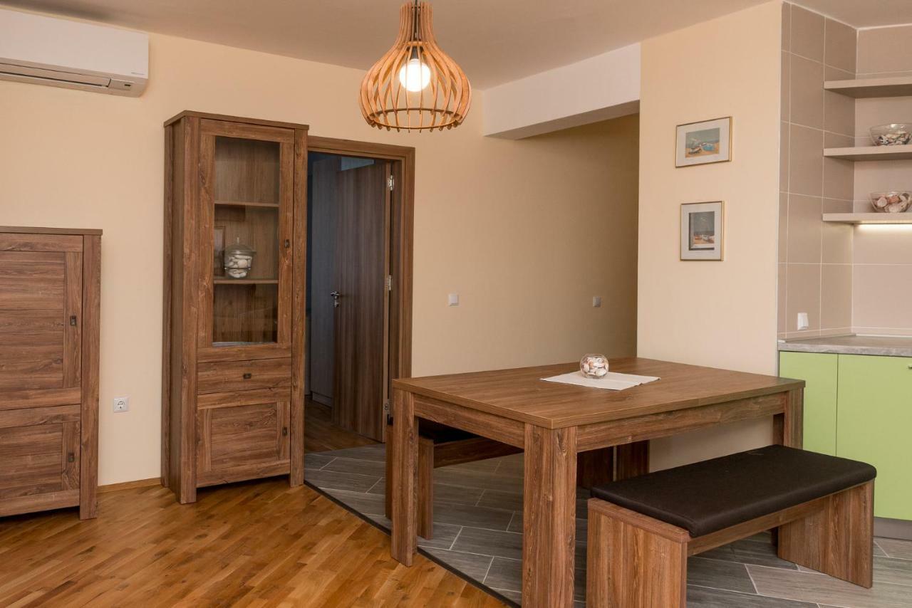 Hiora Apartments Vasiliko Tsarevo Esterno foto