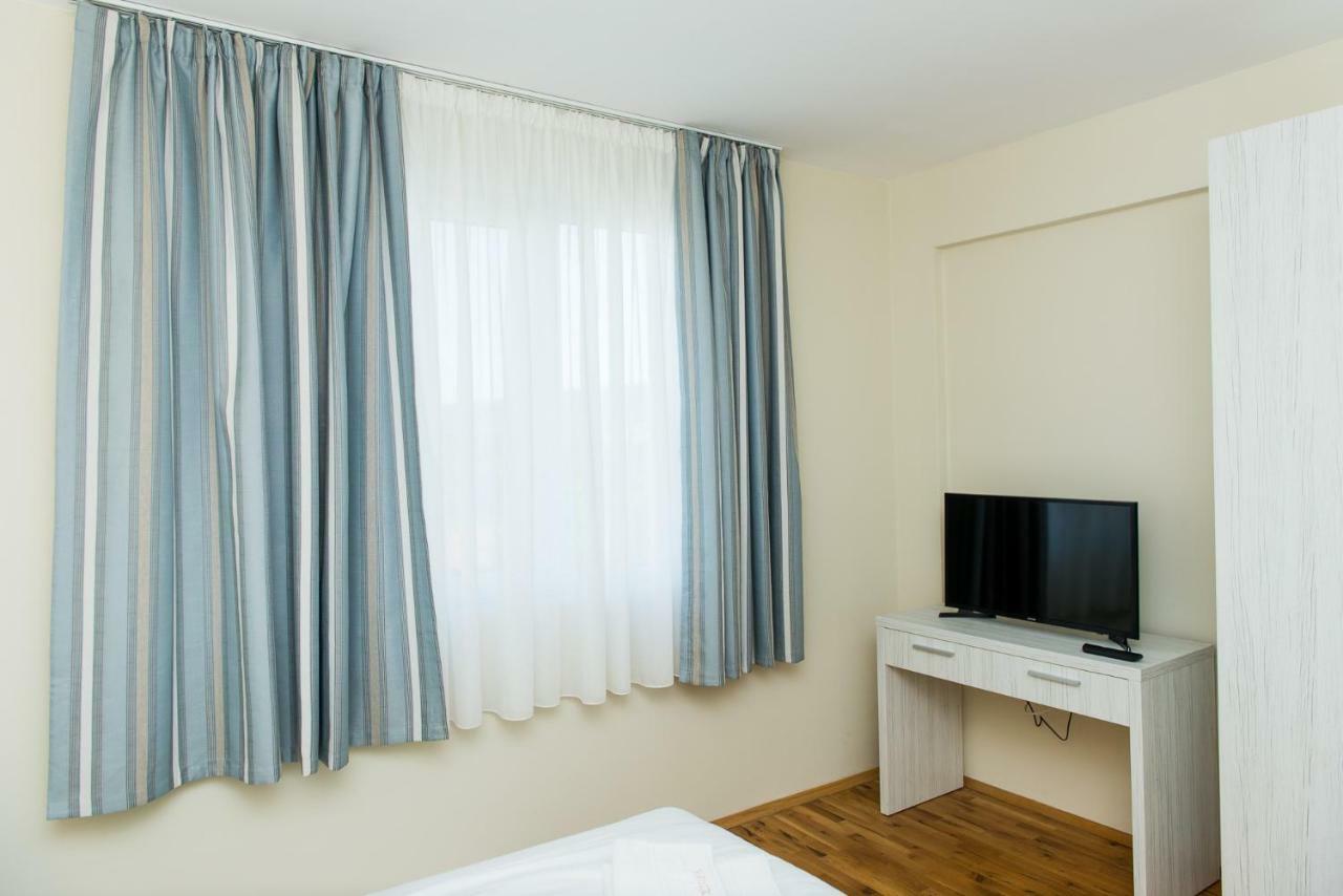Hiora Apartments Vasiliko Tsarevo Esterno foto