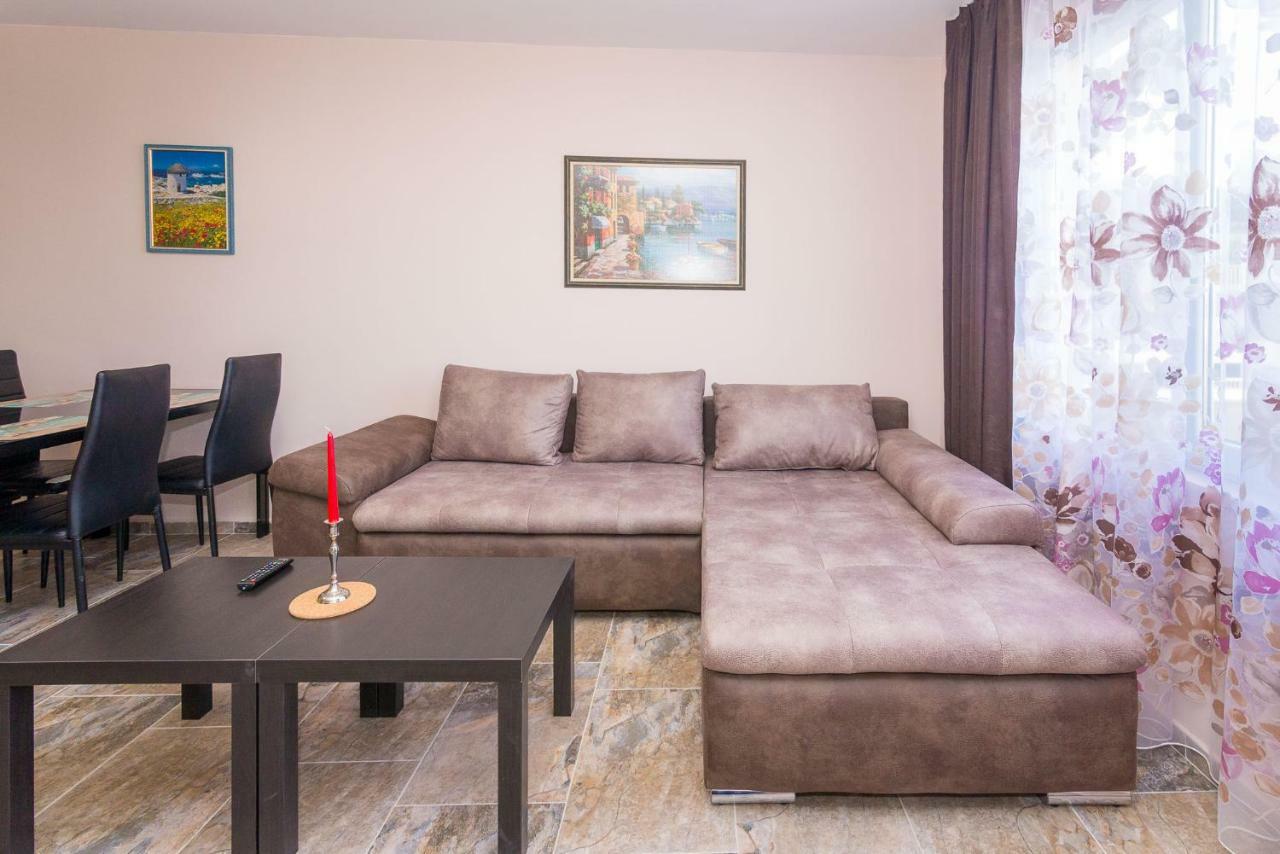 Hiora Apartments Vasiliko Tsarevo Esterno foto